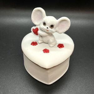 Vintage Lefton China Mouse On Heart Shaped Trinket Box Valentine Gift